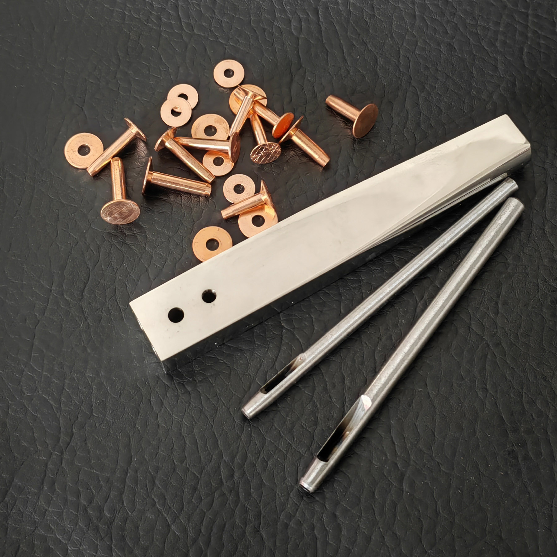 Copper Rivets and Burrs  #9 an - Leatherwork Punch recensie en prijs