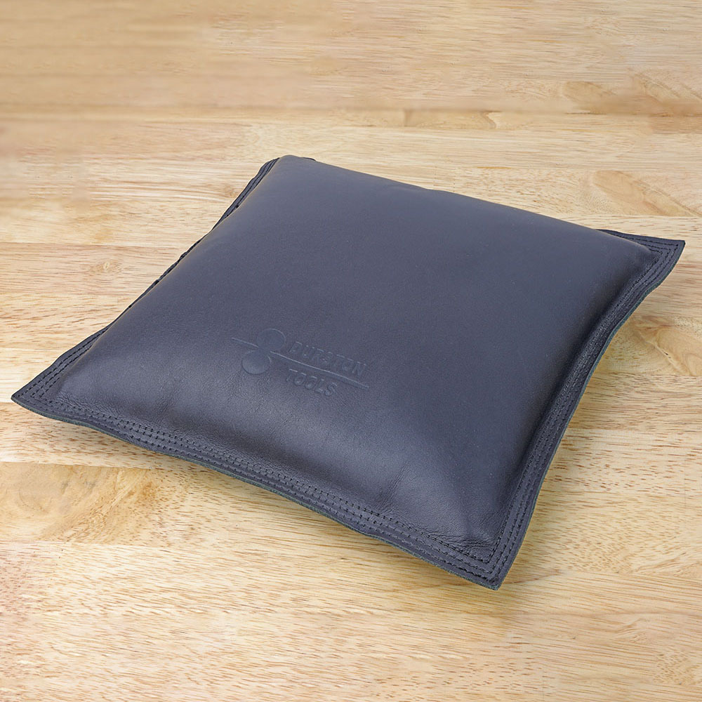 Durston Square Leather Sandbag - Leatherwork Bench recensie en prijs
